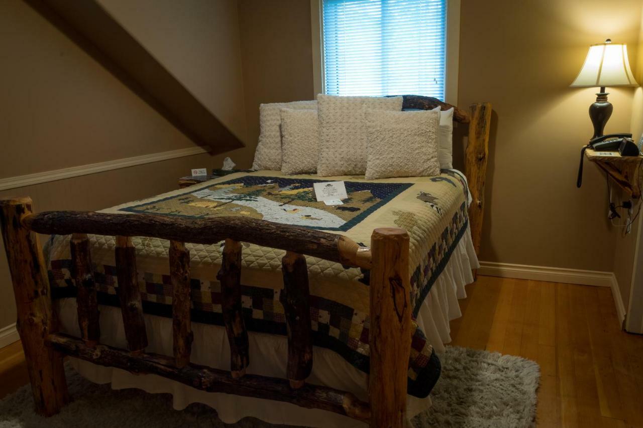 Morrisons Rogue River Lodge Merlin Ngoại thất bức ảnh