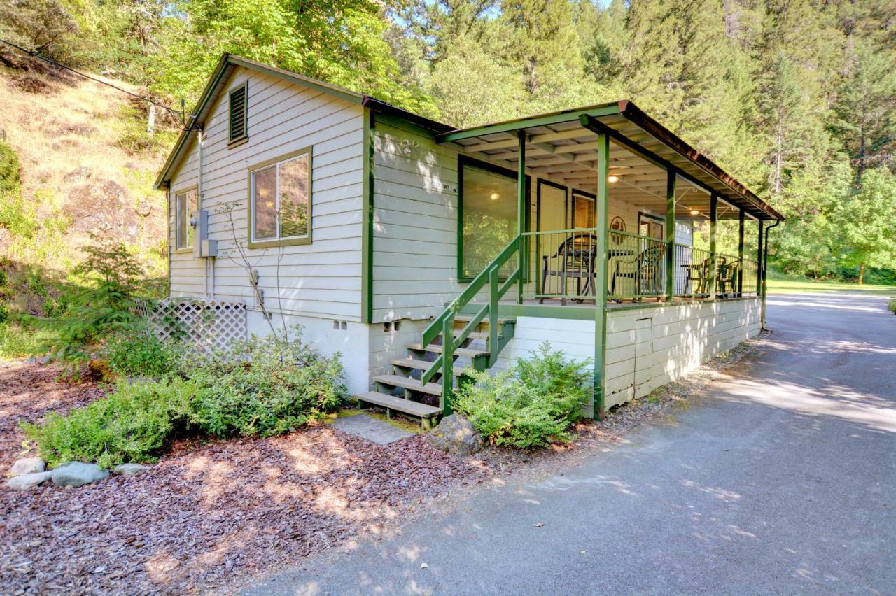 Morrisons Rogue River Lodge Merlin Ngoại thất bức ảnh