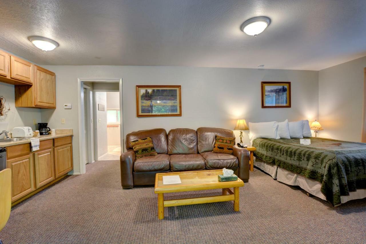 Morrisons Rogue River Lodge Merlin Ngoại thất bức ảnh